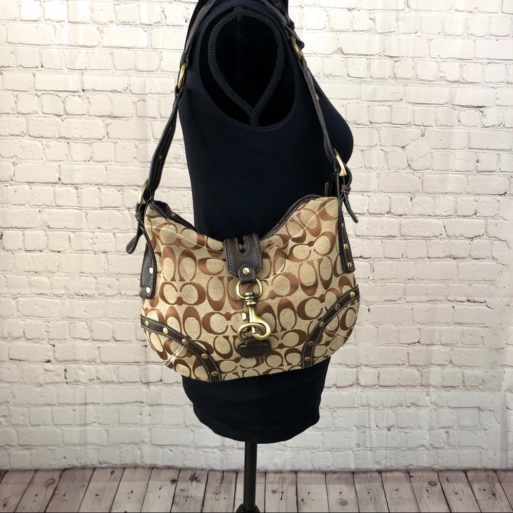 👜 Signature Coach Print with Rare Latch!